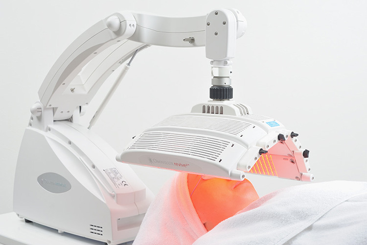 オムニラックス（LED光治療）